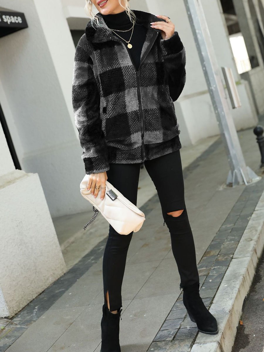 6AA89B59-C288-4456-137B-9ADEDE39A962.jpg Women's Vintage Aztec Check Fleece Sweatshirt Jacket - Image 1